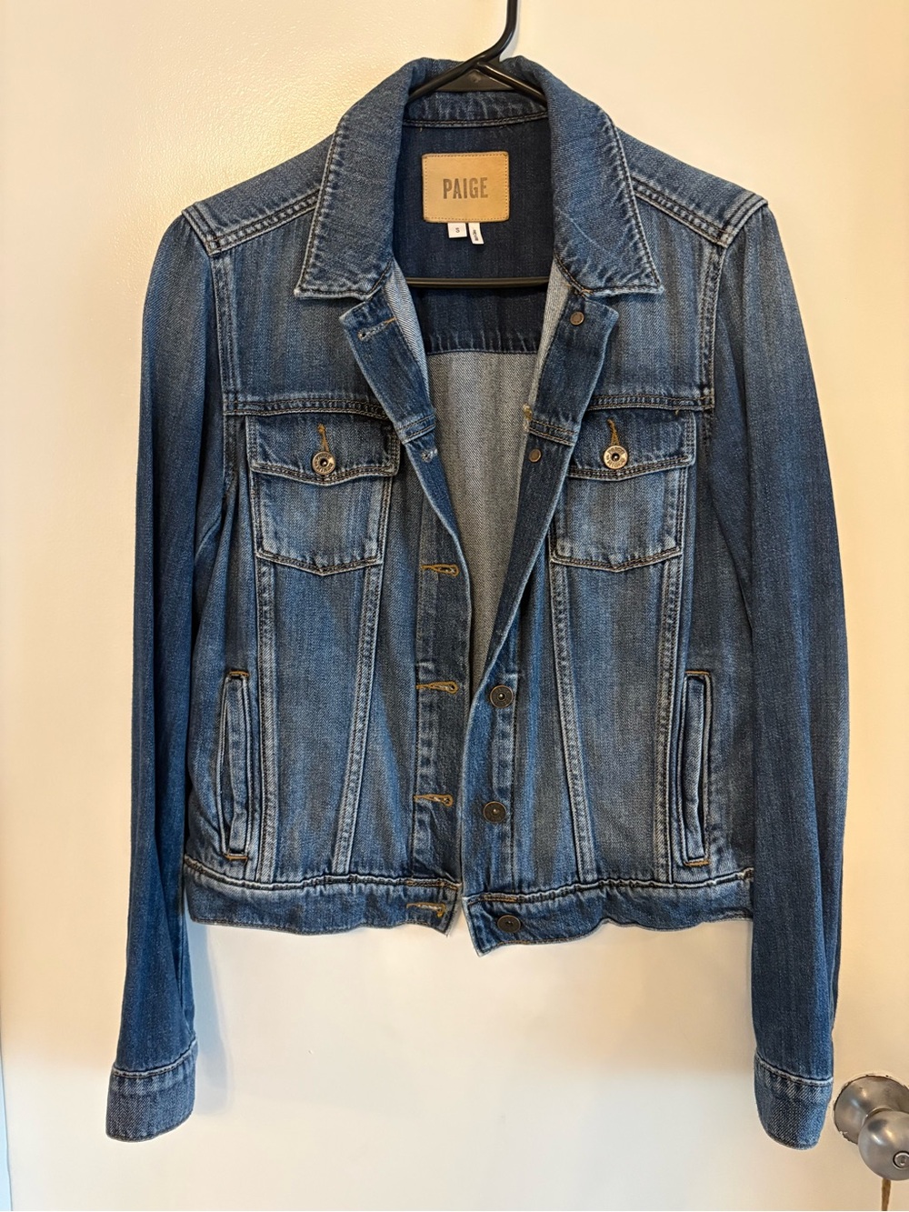 PAIGE Designer Blue Denim Trucker Jean Jacket! Excellent condition!